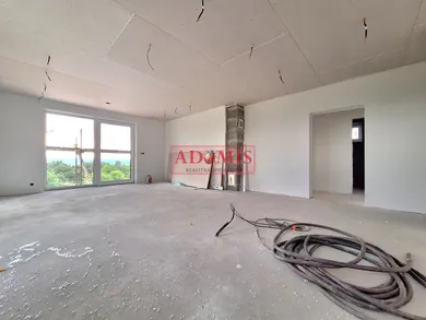 Na predaj 5-izbový dom, 123 m², Ploské
