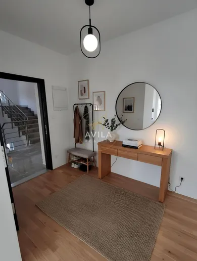 Na predaj 1-izbový byt, 37 m², Nové Mesto nad Váhom, Hlavná