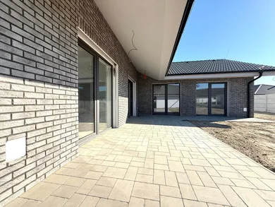 Na predaj dom v Hviezdoslavov · €425 000 · Novostavba