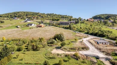 Na predaj 5-izbový dom, 103 m², Nové Mesto nad Váhom, Bzinská