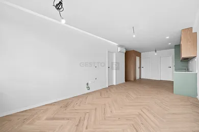 Na predaj 4-izbový byt, 92 m², Trnava, Ulica Hlavná