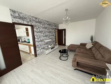 Mieszkania na wynajem, 3-pokojowe, Nové Zámky · €700