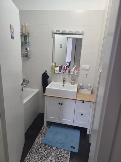 Na predaj 2-izbový byt, 53 m², Bratislava-Petržalka, Žltá