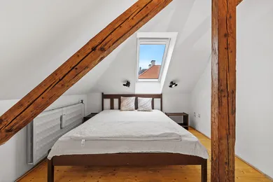 Na predaj 2-izbový byt, Bratislava-Staré Mesto, Koreničova