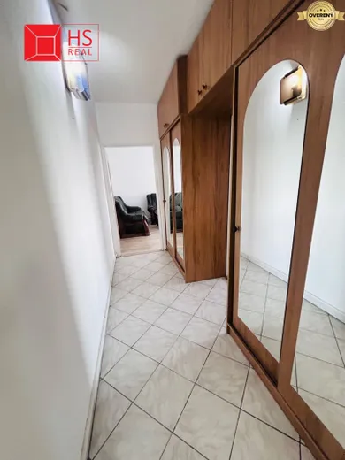 Na predaj 2-izbový byt, 64 m², Nové Zámky, Komárňanská