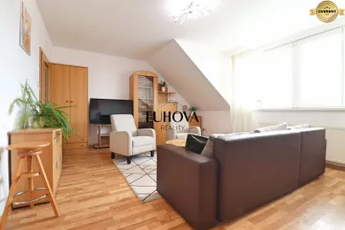 Na prenájom 2-izbový byt, 57 m², Púchov, Moravská