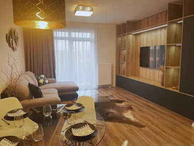 Na prenájom 2-izbový byt, 53 m², Košice-Staré Mesto