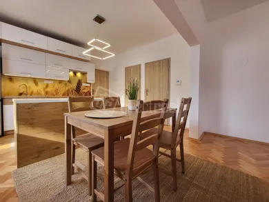 Na prenájom 3-izbový byt, 72 m², Trenčín, Považská
