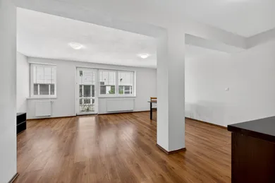 Na predaj 2-izbový byt, 82 m², Stupava, Marcheggská