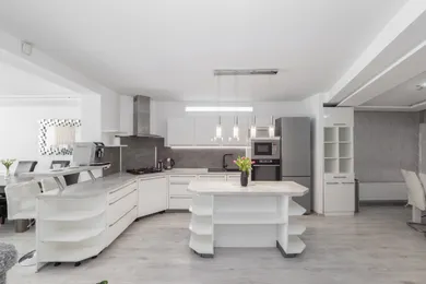 Na predaj dom, 230 m², Košice-Juh