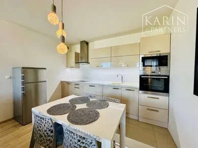 Na predaj 2-izbový byt, 62 m², Bratislava-Devínska Nová Ves