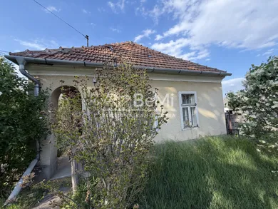 Na predaj 1-izbový dom, 700 m²