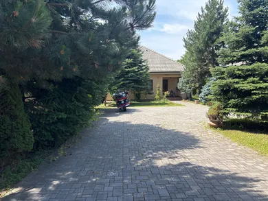 Na predaj 4-izbový dom, 250 m², Jalšové