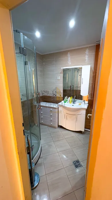 Na predaj dom, 200 m², Soľnička