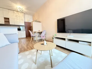 Byty na prenájom 2-izbový, Bratislava-Rača · €600
