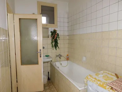 Na predaj dom, 500 m², Golianovo