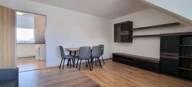 Na prenájom 3-izbový byt, 74 m², Hlohovec, D. Jurkoviča
