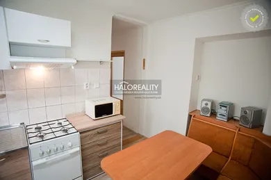 Na prenájom 2-izbový byt, 65 m², Prievidza
