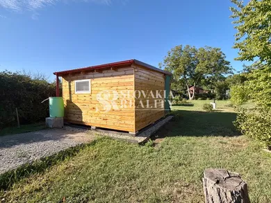 Działki na sprzedaż, Nitra · €27 500
