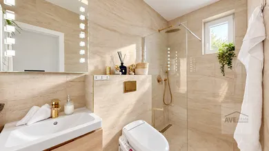 Na predaj 4-izbový dom, 130 m², Šamorín, Dolná