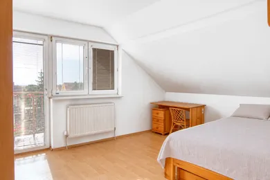 Na predaj 5-izbový dom, 180 m², Ružindol