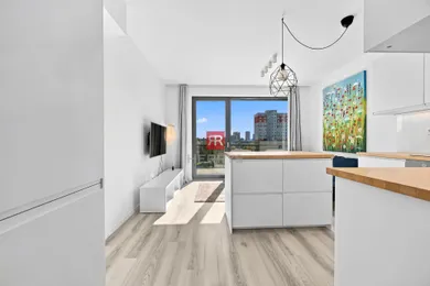 Na predaj 2-izbový byt, 43 m², Bratislava-Petržalka, Zadunajská cesta