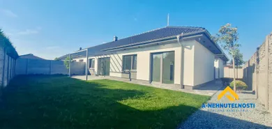 Domy na predaj 4-izbový, Rovinka · €315 000