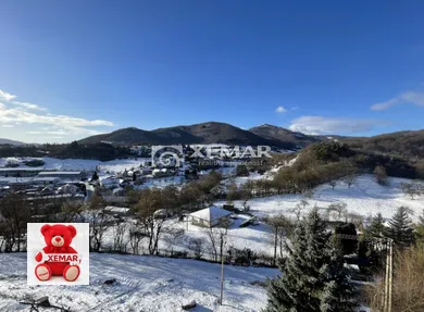Na predaj 3-izbový byt, Nová Baňa, Pod Sekvojou