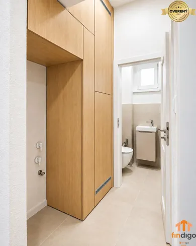 Na predaj 3-izbový byt, 83 m², Nitra, Štúrova