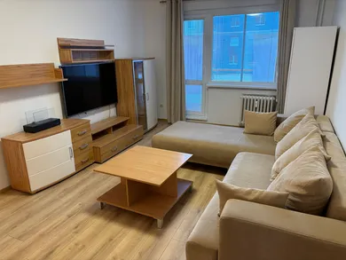 Byty na prenájom 2-izbový, Banská Bystrica · €480