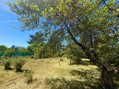 Na predaj pozemok, 210 m², Bratislava-Nové Mesto, Bojnická
