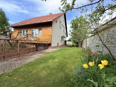 Domy na predaj 10-izbový, Miloslavov · €315 000