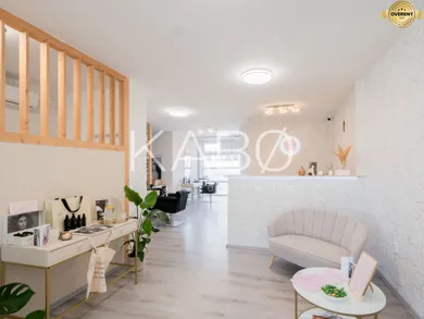 Na prenájom komerčné, 8 m², Nitra, Palárikova
