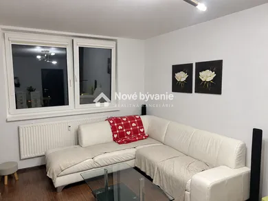 Na predaj 3-izbový byt, 73 m², Snina, 1. mája 2053/5