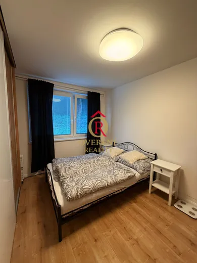 Na predaj 4-izbový byt, 85 m², Čerín