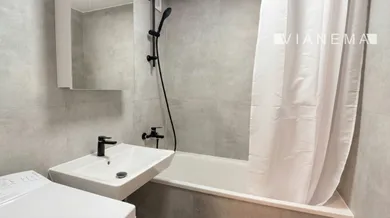 Na predaj 1-izbový byt, 34 m², Bratislava-Karlova Ves, Pribišova
