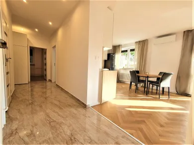 Na prenájom 4-izbový byt, 90 m², Bratislava-Ružinov, Prešovská