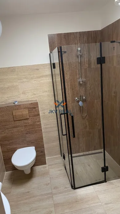 Na predaj 2-izbový byt, 44 m², Nové Zámky