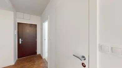 Na predaj 3-izbový byt, 61 m², Bratislava-Ružinov, Herlianska