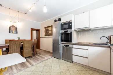 Na predaj 4-izbový byt, 106 m², Košice-Staré Mesto, Podtatranského