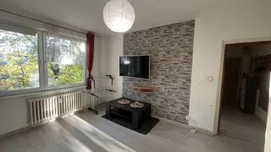 Mieszkania na wynajem, 1-pokojowe, Martin · €380