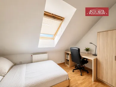Na prenájom 3-izbový byt, 90 m², Martin, Jesenského