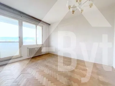 Na predaj 3-izbový byt, 70 m², Ružomberok, Bystrická cesta