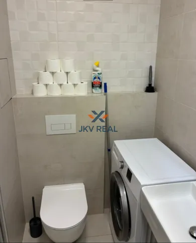 Na prenájom 1-izbový byt, 16 m², Košice-Juh, Krivá