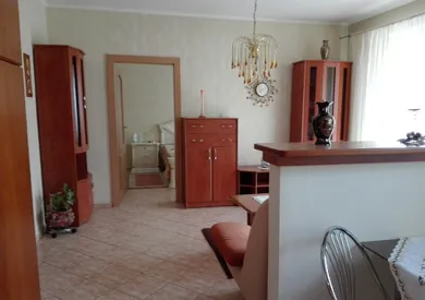Na prenájom 2-izbový byt, 52 m², Senec, Kysucká