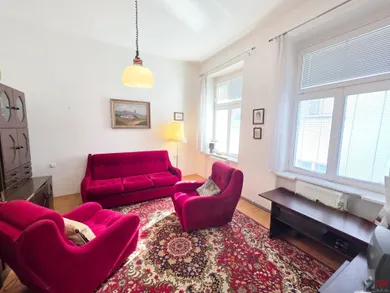 Byty na predaj 2-izbový, Bratislava-Staré Mesto · €349 999