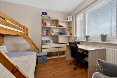 Na predaj 4-izbový byt, 106 m², Senec, Zemplínska