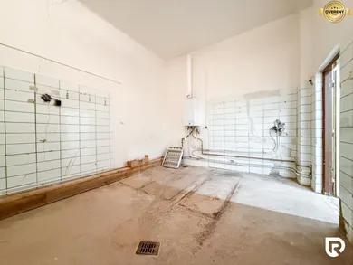 Na prenájom komerčné, 171 m², Trenčín, Kubranská