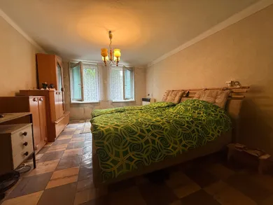 Na predaj 2-izbový dom, 300 m², Hosťovce