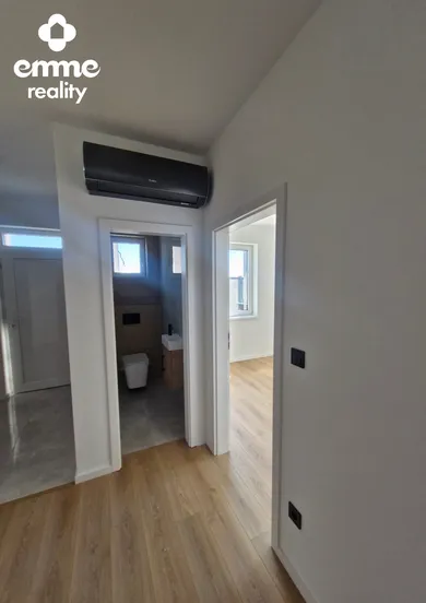 Na predaj 4-izbový dom, 90 m², Trstice